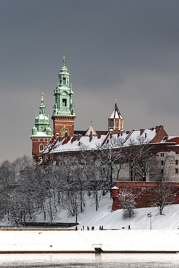 Wawel Castle, Krakow, Royal complex, Historical landmark HD phone wallpaper