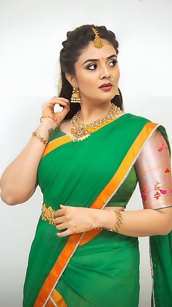 Sreemukhi, telugu actress, saree beauty HD phone wallpaper