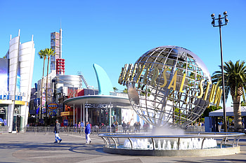 Universal Studios Hollywood, Power outage ride, Stranded visitors, Theme park HD wallpaper