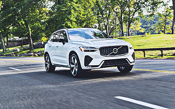 Volvo XC60 B6 AWD R-Design, motion blur, 2022 cars, crossovers, luxury cars, highway, 2022 Volvo XC60, Volvo HD wallpaper