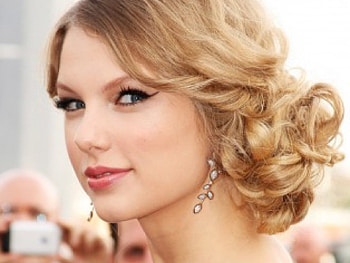 Her Sweet Portrait, swift, taylor, lovely, portrait HD wallpaper