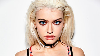 Alice Chater Pop Singer HD wallpaper