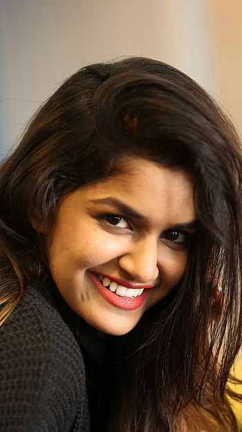 Sanjana anand, kannada actress, cute HD phone wallpaper
