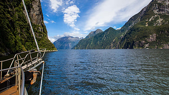 Milford Sound Cruise, New Zealand, Astonishing views, Majestic fiords HD wallpaper