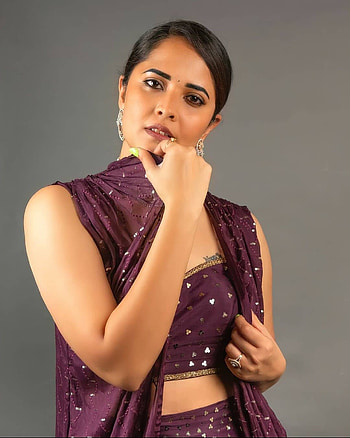 Anusuya Bharadwaj, lip, joint HD phone wallpaper