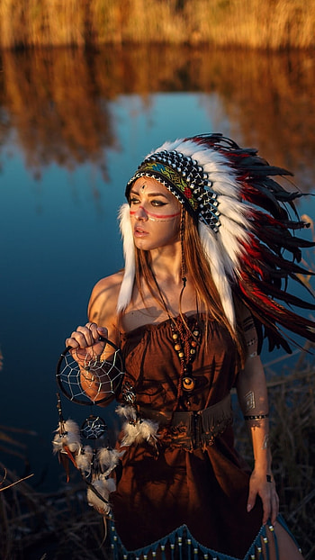 feather, depth of field, dreamcatcher, headdress, redhead, model, woman HD phone wallpaper