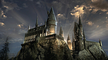 Hogwarts, Christmas , Magical festive spirit, Enchanting decorations HD wallpaper