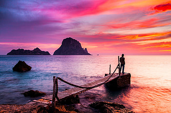 Production services in Ibiza, High-quality equipment, Experienced team, Meticulous planning HD wallpaper
