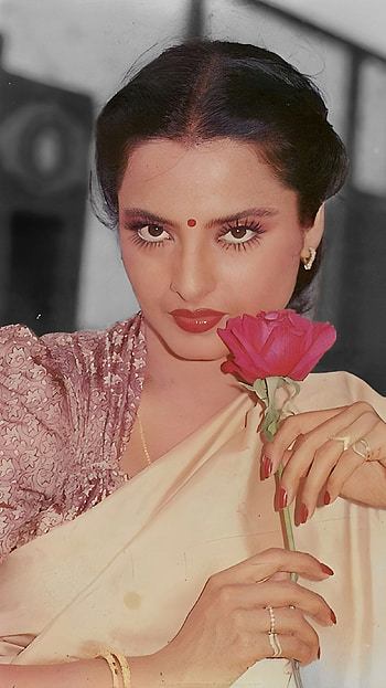 Rekha, bollywood actress, rose, vintage HD phone wallpaper