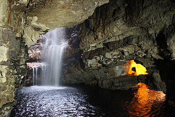 Smoo Cave - Scotland, Smoo Cave, Scottish Highlands, North Coast of Scotland, Scotland HD wallpaper