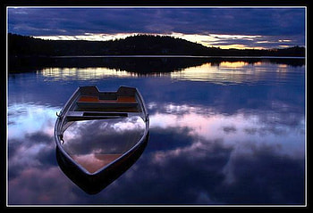 Boat in Lake, boat, beautiful, , lake HD wallpaper