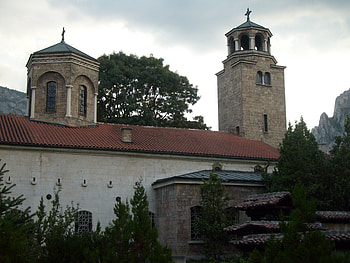 Church, archutecture, roof, religious, green, bulgaria, sky, , vratza, grpahy HD wallpaper