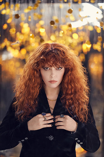 Natasha Lyonne, Russian Doll season 2, Interview insights, Natasha's thoughts HD phone wallpaper
