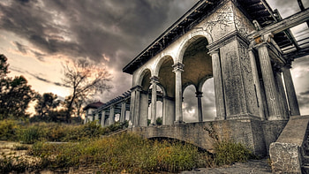 ruins of a house in focus, clouds, focus, house, ruins HD wallpaper