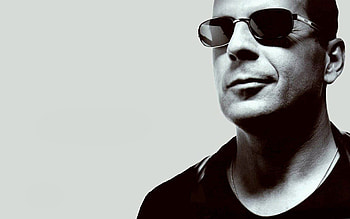 Bruce Willis, Movies, Hollywood, Dog companion HD wallpaper