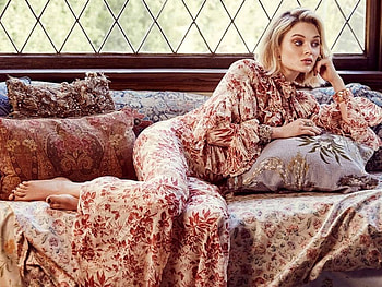 Bella Heathcote, model, , beautiful, actress, dress, 2017, feet, Bella, Heathcote HD wallpaper