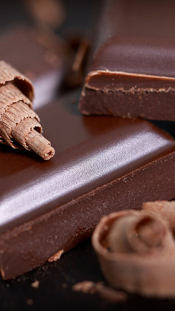 Rich dark chocolate , Tempting cocoa treats, Delectable chocolate concoctions, Decadent indulgence HD phone wallpaper