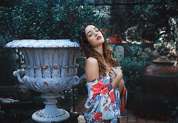Lovely Girl, outdoor, mode, woman, beauty HD wallpaper