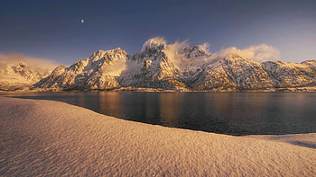 A Spring morning in Arctic Norway, landscape, mountains, lake, snow, sky HD wallpaper