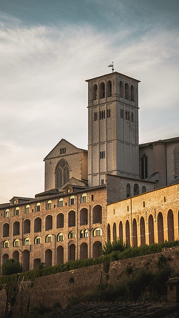 Lidl Reisen, Direct booking, Assisi vacation HD phone wallpaper