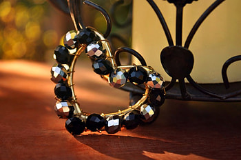 Heart, decoration, graphy, love, romance, romantic, blck, gold HD wallpaper