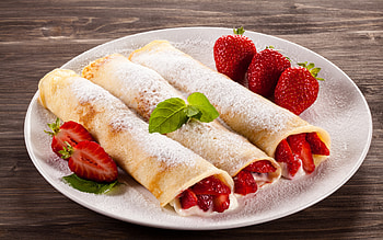 Strawberry Crepe, fruit, strawberry, food, crepe HD wallpaper