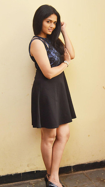 Sunaina, tamil actress, model HD phone wallpaper