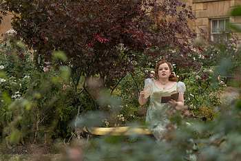 Bridgerton Garden Stroll, TV Show, Bridgerton HD wallpaper