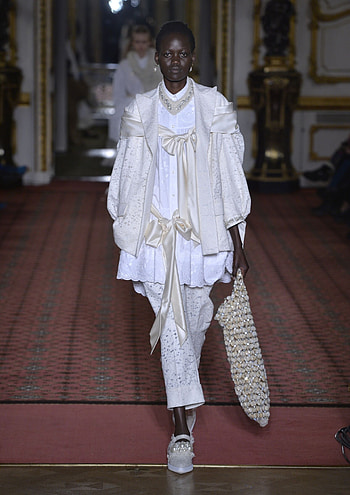 Simone Rocha, The Skinny Beep HD phone wallpaper
