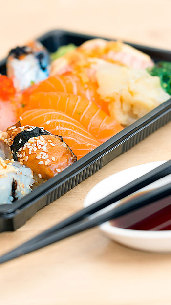 Takeaway sushi , Japanese food, Culinary art, Tempting flavors HD phone wallpaper