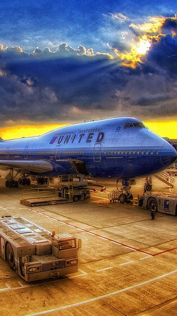 United Airlines, Top backgrounds, Airline , Travel with United HD phone wallpaper