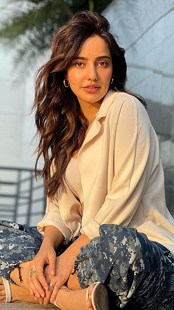 Neha Sharma, Bollywood, Heroine HD phone wallpaper