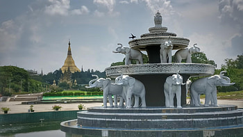 Shwedagon Pagoda, Reddit post, Social media search HD wallpaper