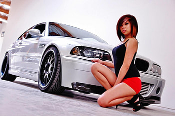nice car..., sexy, heels, babe, legs HD wallpaper