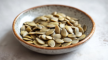 Delicious Pumpkin Seeds in Ultra, food, healthy snacks, Seeds HD wallpaper