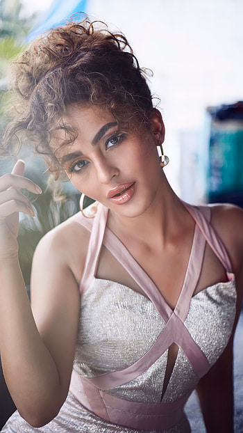 Seerat Kapoor, bollywood actress HD phone wallpaper