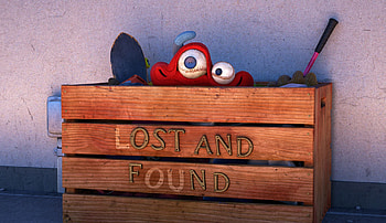LOU (2017), lou, wood, box, movie, red, eyes, poster, disney HD wallpaper