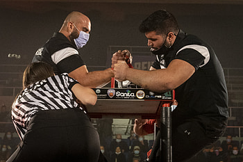 Maroun Bassil vs Michel Saloumi, Arm Wrestling HD wallpaper