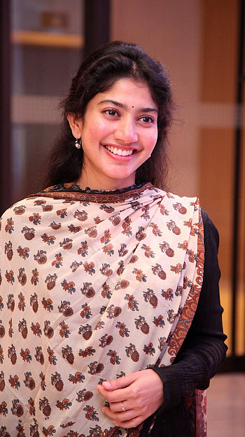 Sai pallavi, love story HD phone wallpaper