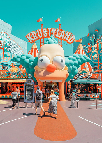 Universal Studios Hollywood, Krustyland , , Cartoon-themed backgrounds HD phone wallpaper
