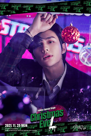Hyunjin Christmas EveL, stray kids, Christmas EveL HD phone wallpaper