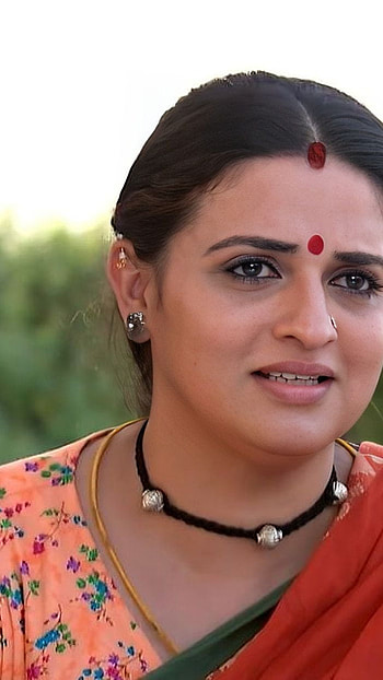 Pavitra lokesh, kannada actress HD phone wallpaper