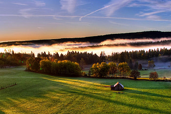 Nature, Sky, Forest, Fog, Lines, Field, Small House, Lodge, Height, View, Dahl, Distance, Alone, Lonely, Expanse, Open Spaces HD wallpaper