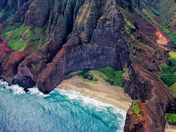 honopu beach na pali coast of kauai, sea, cliffs, vegetation, beach HD wallpaper