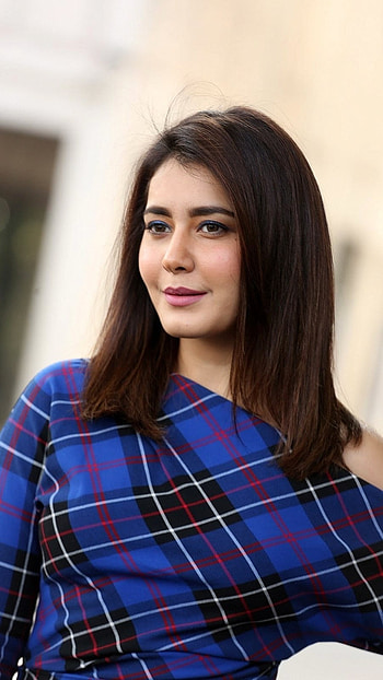 Raashi Khanna, South Heroine HD phone wallpaper