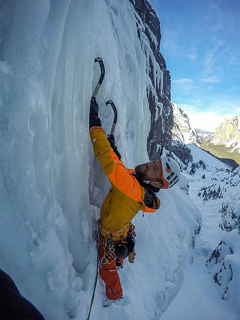 Josef Hilpold, Ice Climbing HD phone wallpaper