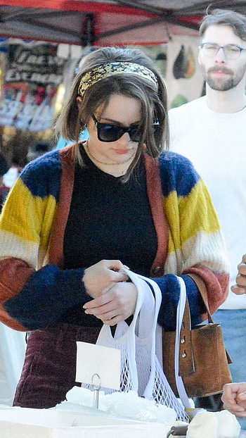 Joey King, hollywood actress, model, paparazzi HD phone wallpaper