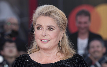 Catherine Deneuve, Movie legend, Timeless beauty, Inspiring actress HD wallpaper