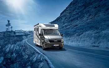 Knaus Knaus Van TI Plus 650 MEG Platinum Selection, night, campervans, 2022 buses, nightscapes, campers, travel concepts, house on wheels, Knaus HD wallpaper