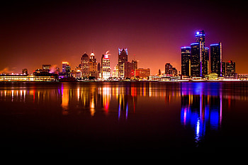 Detroit Skyline, Nighttime allure, Downtown charm, Illuminated skyline HD wallpaper